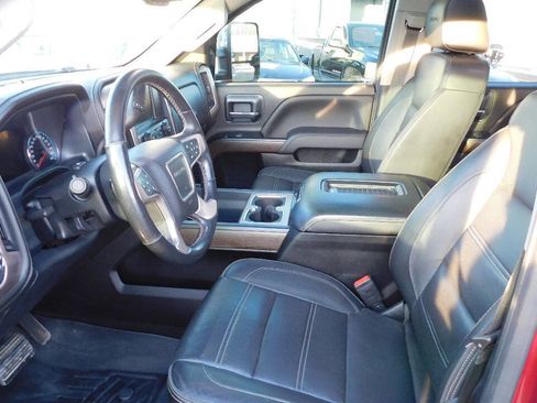 Used 2018 GMC Sierra 2500 Denali w/ Duramax Plus Package image 38