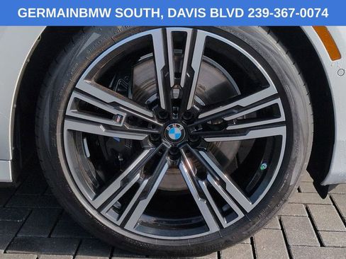 Certified 2025 BMW 760i xDrive AWD/4WD image 12