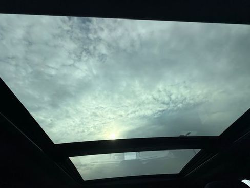 Used 2022 Ford F150 XLT w/ Equipment Group 302A High image 11