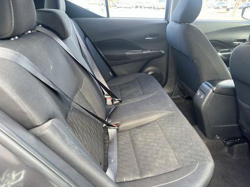 Used 2023 Nissan Kicks SV image 12