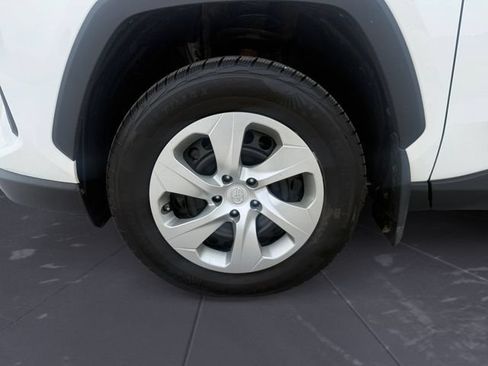 Used 2019 Toyota RAV4 LE w/ All Weather Liner Package AWD/4WD image 14