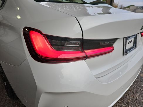 Certified 2025 BMW 330i Sedan w/ Premium Package image 37