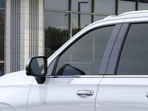 New 2026 Chevrolet Suburban Premier w/ Sun And Tow Package image 12