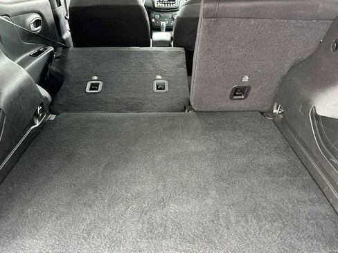 Used 2023 Jeep Renegade Latitude image 13