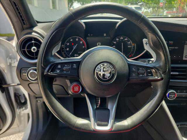 Used 2023 Alfa Romeo Giulia Veloce RWD image 19