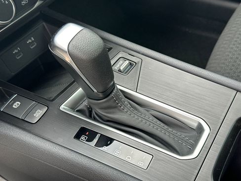 New 2026 Nissan Kicks S image 30