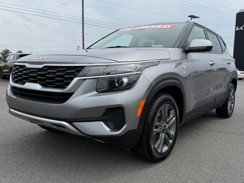 Used 2022 Kia Seltos LX AWD/4WD image 3