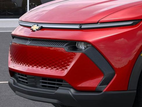 New 2026 Chevrolet Equinox EV LT image 13