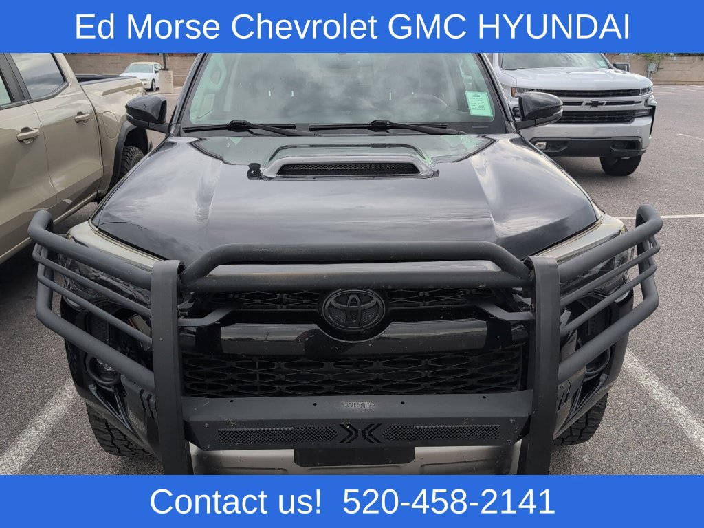 Used 2018 Toyota 4Runner TRD Off-Road Premium AWD/4WD image 8