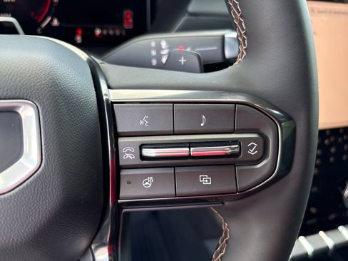 New 2026 GMC Acadia AT4 w/ Super Cruise Package AWD/4WD image 18