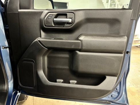 Used 2024 Chevrolet Silverado 1500 Custom w/ Turbomax Blackout Package AWD/4WD image 24