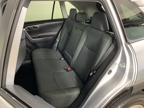 Used 2024 Toyota RAV4 LE AWD/4WD image 30