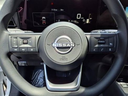 New 2025 Nissan Kicks SV w/ SV Premium Package AWD/4WD image 19