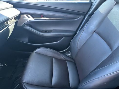 Used 2023 MAZDA MAZDA3 s image 12