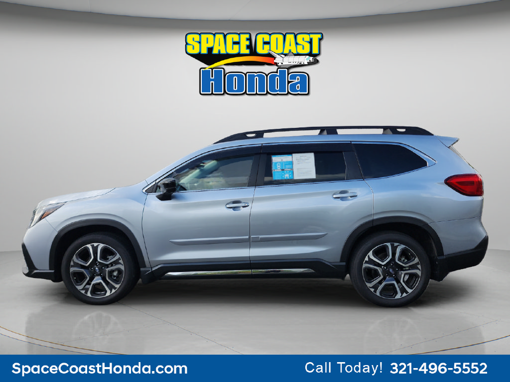 Used 2024 Subaru Ascent Limited w/ Technology Package AWD/4WD image 6
