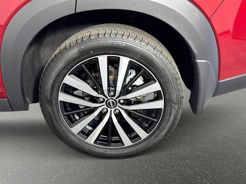 Certified 2023 Nissan Pathfinder Platinum AWD/4WD image 33