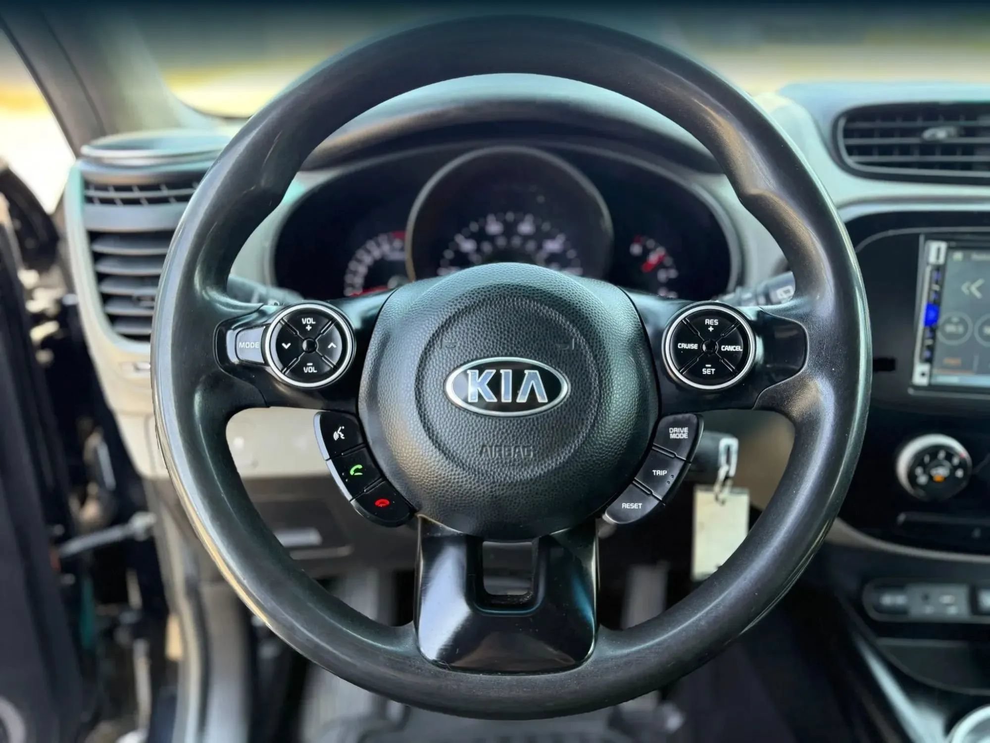 Used 2018 Kia Soul FWD image 24