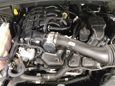 Used 2022 Jeep Grand Cherokee L Limited image 30