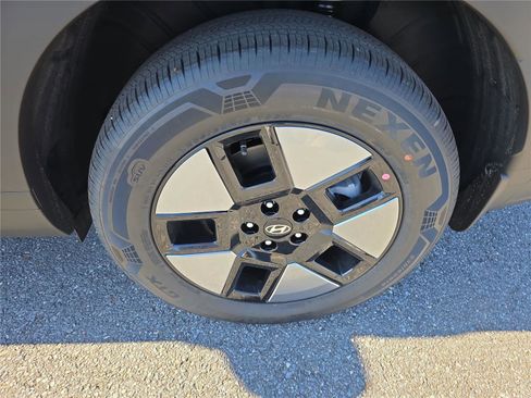 New 2026 Hyundai Santa Fe SEL image 9