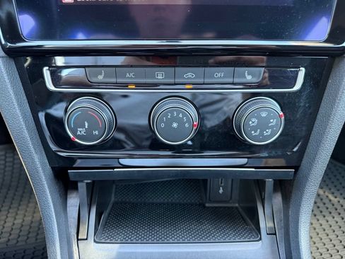 Used 2021 Volkswagen GTI SE FWD image 24