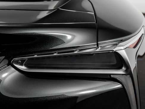 Used 2018 Lexus LC 500 Coupe image 13