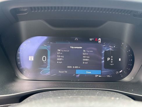 Used 2026 Volvo XC40 B5 Plus AWD/4WD image 17