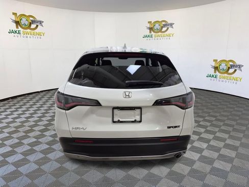 Used 2024 Honda HR-V Sport image 9