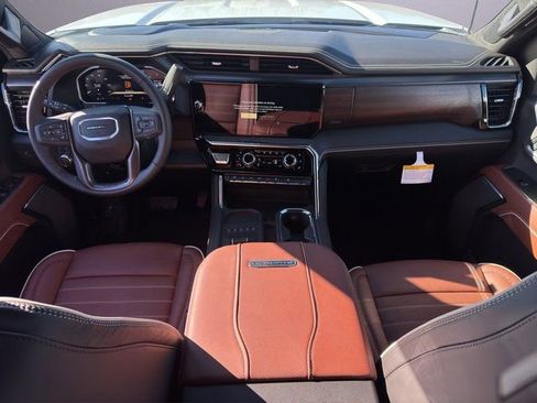 New 2026 GMC Sierra 3500 Denali Ultimate image 18