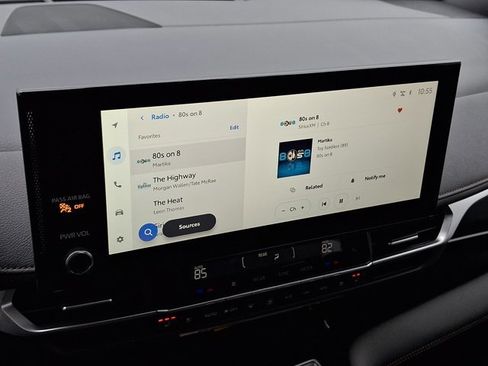 New 2026 Toyota Sienna Limited image 15