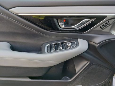 Used 2023 Subaru Outback Limited image 43