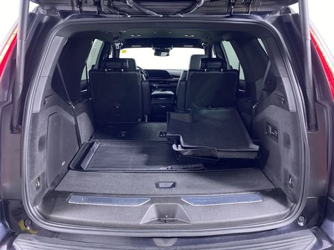 Certified 2022 Cadillac Escalade Luxury image 15