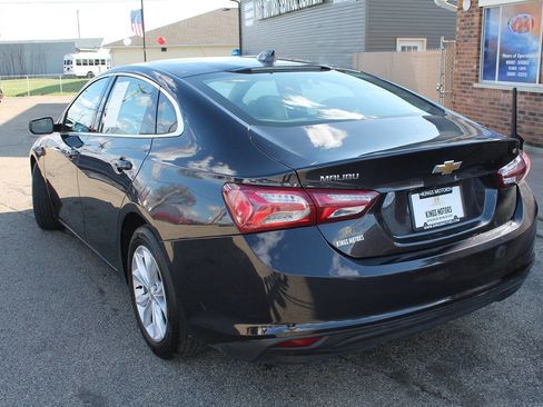 Used 2022 Chevrolet Malibu LT image 3