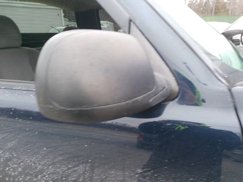 Used 2006 Chevrolet Silverado 2500 LT w/ Snow Plow Prep Package image 12