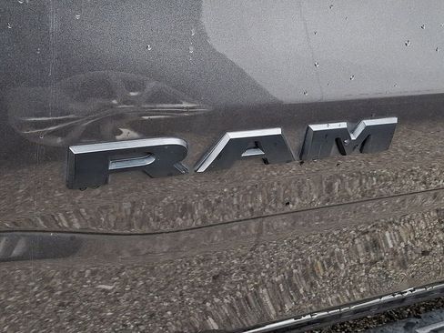 Used 2022 RAM 1500 Big Horn image 5