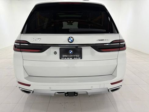 Used 2025 BMW X7 xDrive40i w/ Premium Package AWD/4WD image 4
