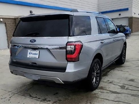 Used 2021 Ford Expedition Limited image 9