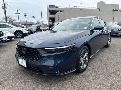 Used 2024 Honda Accord EX image 1