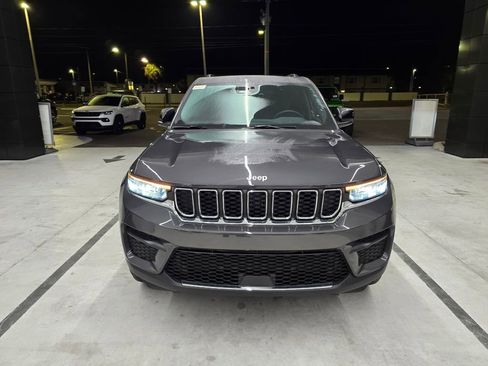 New 2026 Jeep Grand Cherokee Laredo X AWD/4WD image 8