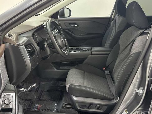 Used 2022 Nissan Rogue SV image 13