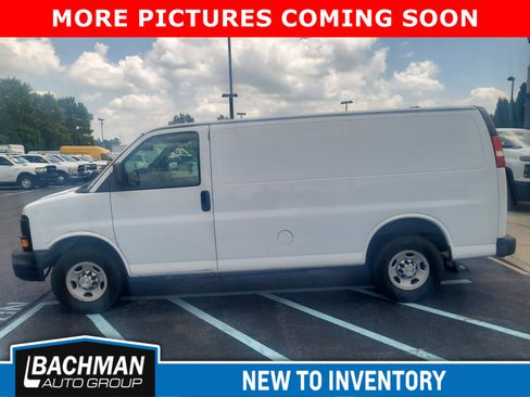 Used 2013 Chevrolet Express 2500 RWD image 5