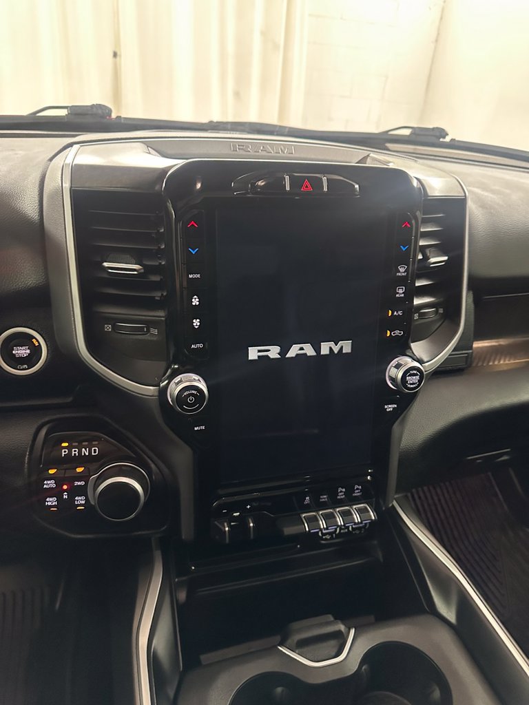 Used 2022 RAM 1500 Big Horn AWD/4WD image 19