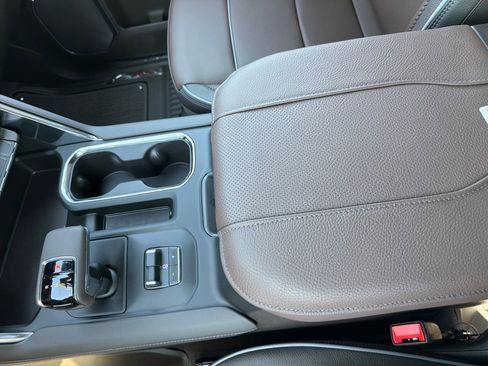 New 2026 GMC Sierra 1500 Denali w/ Technology Package AWD/4WD image 28