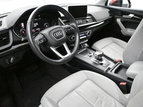 Used 2018 Audi Q5 2.0T Premium Plus w/ Premium Plus Package image 2