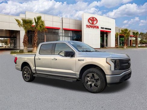 Used 2024 Ford F150 Lightning Flash image 1