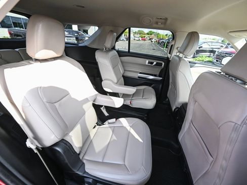 Certified 2023 Ford Explorer XLT w/ Equipment Group 202A image 29