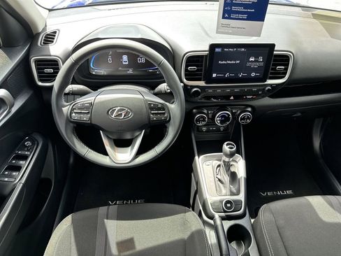 Certified 2024 Hyundai Venue SEL FWD image 12