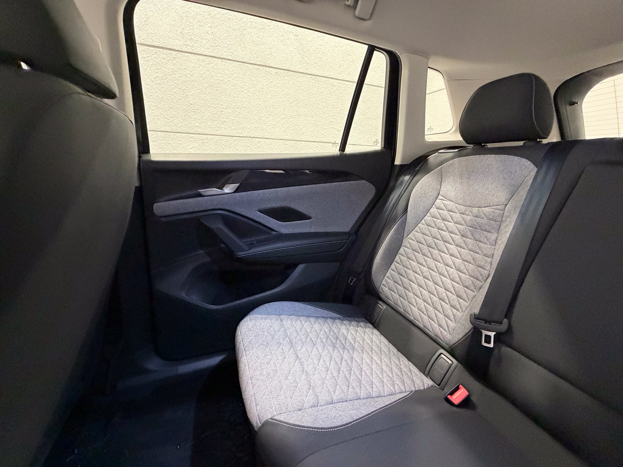 New 2026 Volkswagen Tiguan S FWD image 32