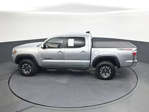 Used 2023 Toyota Tacoma TRD Off-Road w/ Black Out Package (TMS) AWD/4WD image 28