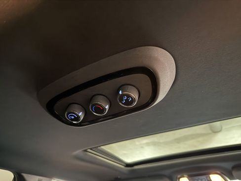 Used 2021 Dodge Durango GT image 75