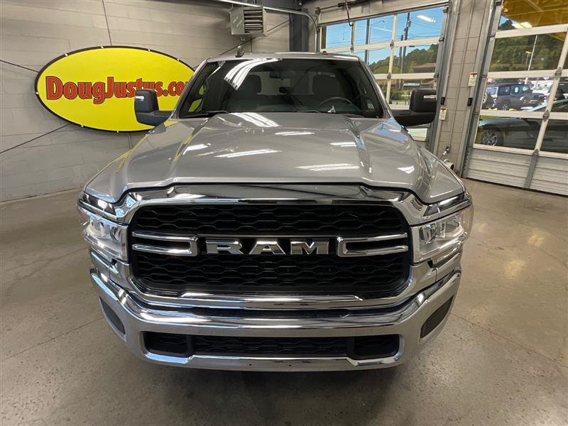 Used 2023 RAM 2500 Tradesman w/ Chrome Appearance Group AWD/4WD image 8